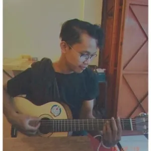 Caren - Guru matematika - Surakarta