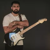 Richard - Professor de viola - Barra