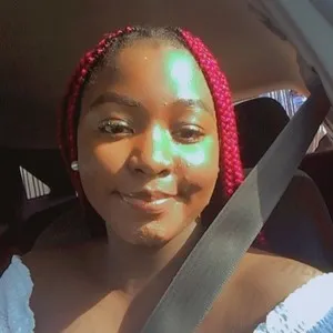 Busola - Maquillage tutor - Abuja