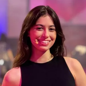 Caterina - Prof de expressão oral - inglês - Vila da Saúde