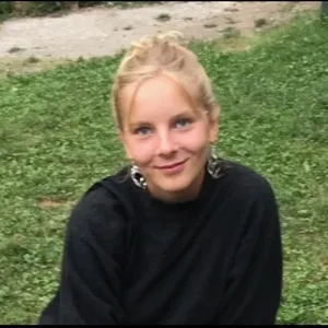 Charlotte - Prof de fle - français langue étrangère - Berlin