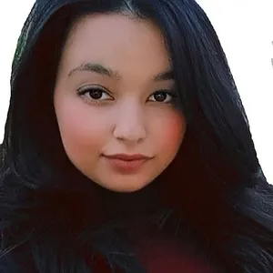 Sara - Prof d'initiation informatique - Paris