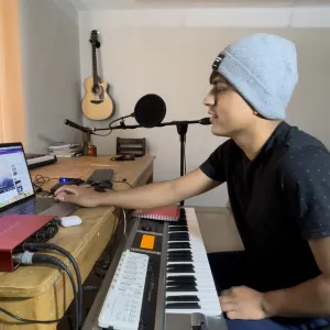 Eliezer - profesor de piano - Ciudad de México