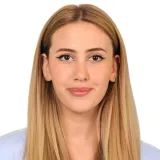 Pelin - Fransızca öğretmeni - 