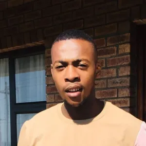 Sivu - English tutor - Port Elizabeth