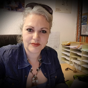 Florbela - Prof de portugais du portugal - Pornic