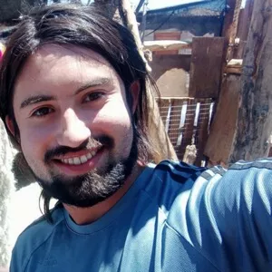 Néstor - Profe de geografía e historia - Llanquihue