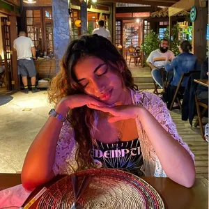 Maria Fernanda - Prof de inglês - 