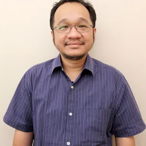 Agus P - Guru merakit komputer - Kota Bekasi