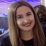 Zeynep - Fen bilimleri öğretmeni - İzmir