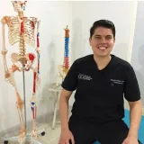 Alejandro - profesor de anatomía - Cali