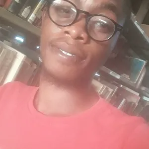 Akunnuewu - English tutor - Kano