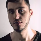 Gustavo - Prof de produção musical - 