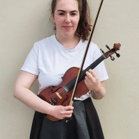 Experienced Irish traditional fiddle teacher providing lessons at competitive rates! Suitable for all levels