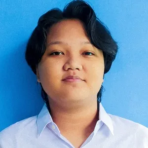 Gabriela Dewi - Guru matematika - Surakarta