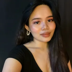 Angeli Marie - Singing tutor - Alexandria