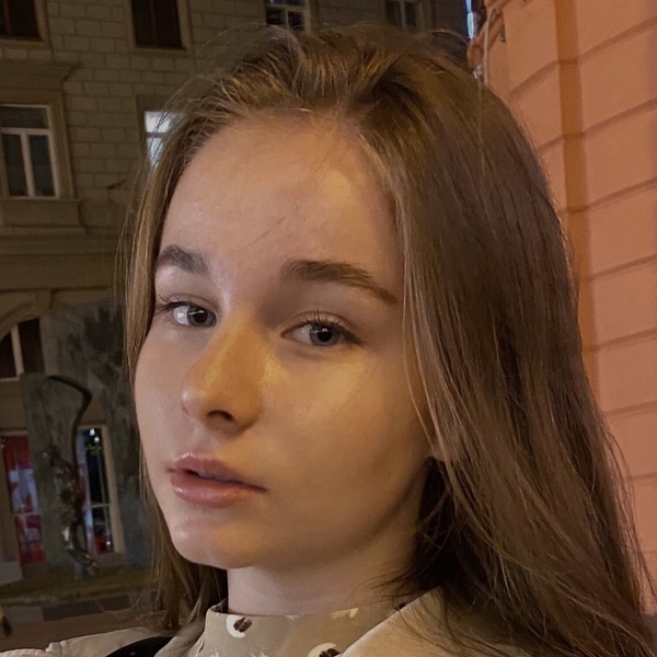 Студент Московского института культуры и искусств, актриса Молодёжного театра «БИС», режиссёр