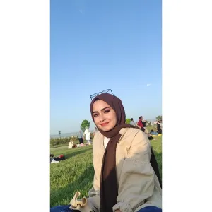 Elvan - Türkçe öğretmeni - Adilcevaz