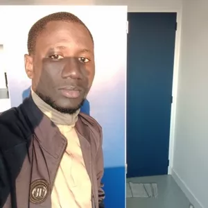 Pape Demba - Prof d'aide aux devoirs - Tours