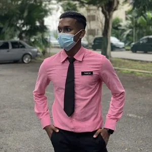 Thinesh - English tutor - Klang