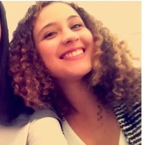 Yasmine - Prof de maths - Nancy