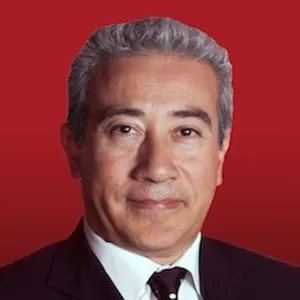 ARTURO - Profesor de marketing - 