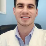 Samuel - Prof de odontologia - 