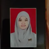 Dwi - Guru mengaji - 