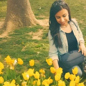 Ayşe - Kimya öğretmeni - 