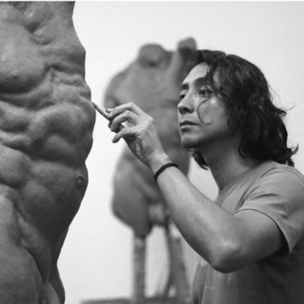 Professional Sculptor graduated from the Florence Academy of Art offers art classes in Sculpture and Drawing following the footsteps of the Old Master of Florence