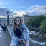 Rachel - English tutor - Camrose