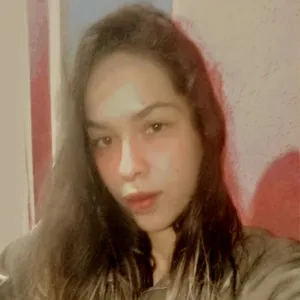 Amanda - Prof de viola - Montes Claros