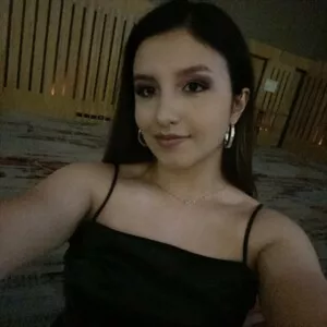 Laura - Profesor de álgebra - Bogotá