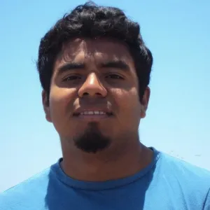 Alex - profesor de mercadeo - Villahermosa