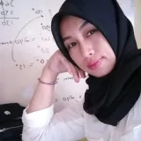 Puji - Guru matematika - Yogyakarta