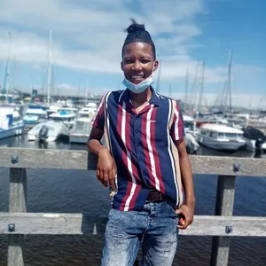 Faeeza Faslin - English tutor - Knysna