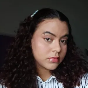 Lara - Professor de português para estrangeiros - Ilhéus