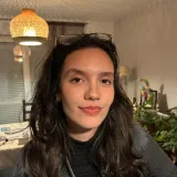 Naïma - Prof d'Espagnol - Cachan