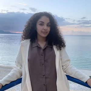 Ferial - Prof d'anglais - Chaumontel