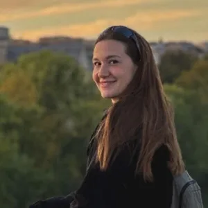 Giulia - professeur de chimie - Monterotondo
