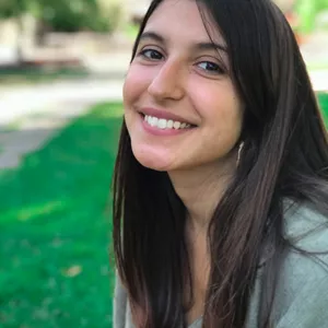 Lara - profesor de inglés - DKH
