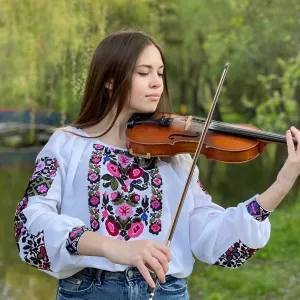 Olesia - викладач гри на скрипці - Тернопіль
