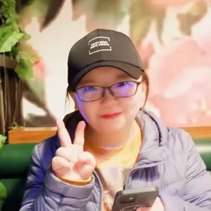 Yuhan - Chinese teacher - Manchester