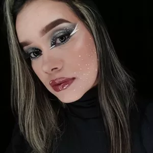 Daniela - profesor de maquillaje - Cali