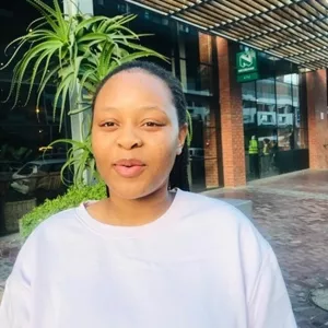 Ntshega Elaine - Accounting tutor - Cape Town