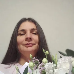 Люда - викладач гри на скрипці - Чернівці