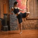 Zehra - Kick boks öğretmeni - 