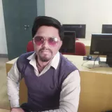 Mr - Maths tutor - 