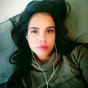 Camila - Brazilian portuguese tutor - Nanaimo