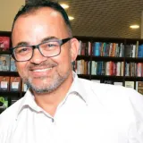 Luciano - Prof de desenvolvimento pessoal - Uberaba